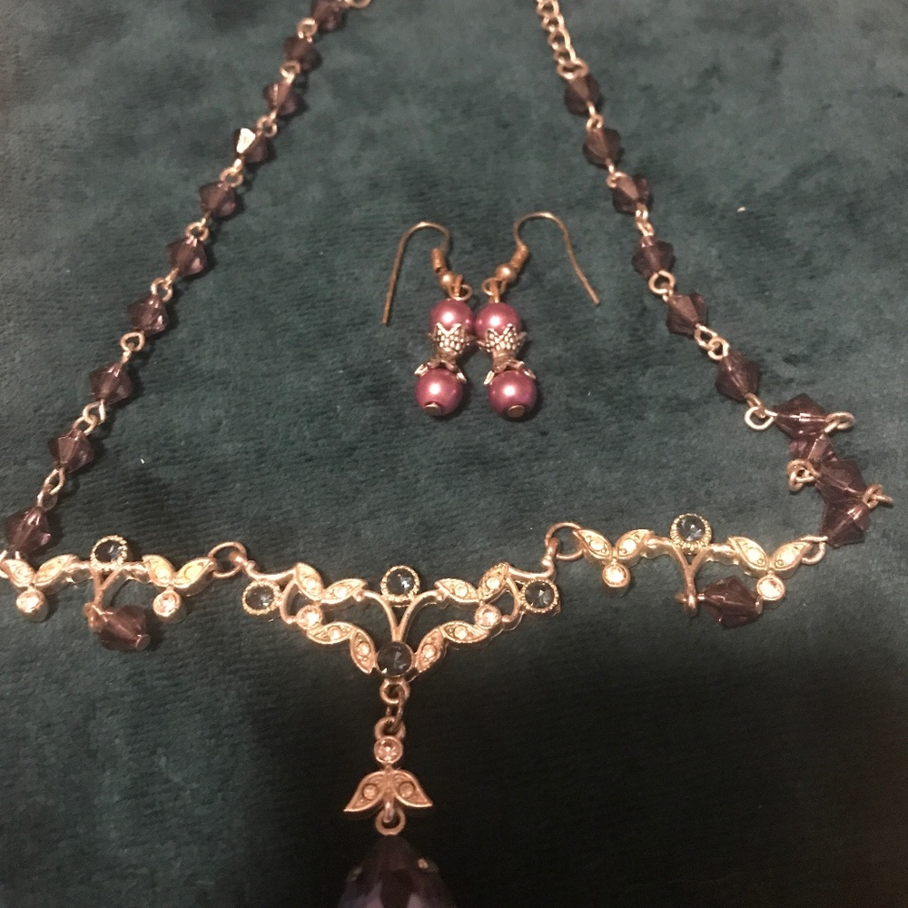 Vintage necklace with  earrings